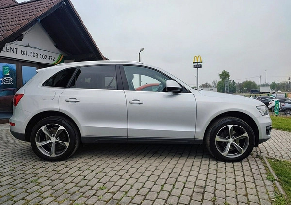 Audi Q5 cena 72900 przebieg: 160901, rok produkcji 2012 z Barcin małe 704